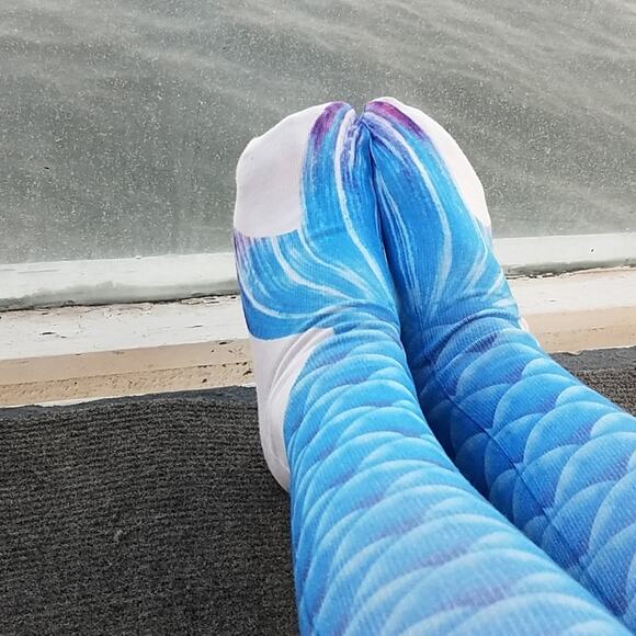New! Be a Mermaid ! Tail High Socks in Blue - Picture 4 of 4